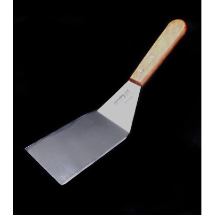 Wooden Handle Flat Laddle